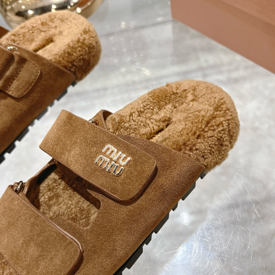 SANDAL SLIDES IN SEPIA BROWN SUEDE AND SHEARLING LINING