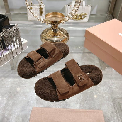 SANDAL SLIDES IN COCOA BROWN SUEDE AND SHEARLING LINING