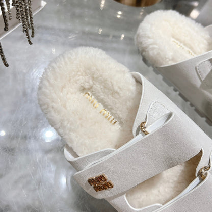 SANDAL SLIDES IN WHITE SUEDE AND SHEARLING LINING