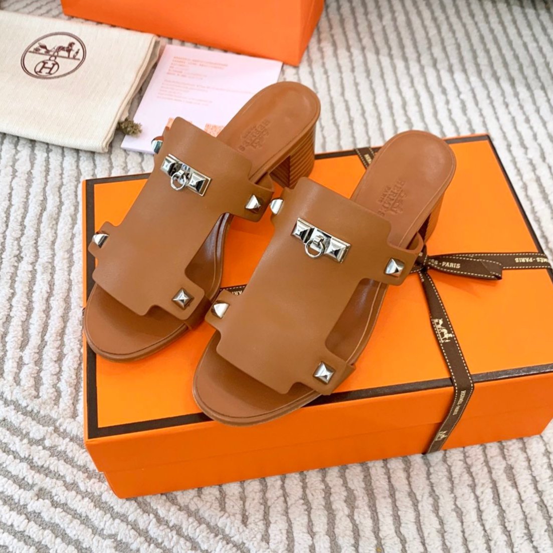 INVINCIBLE 50 SANDAL IN BRONZE BROWN CALFSKIN