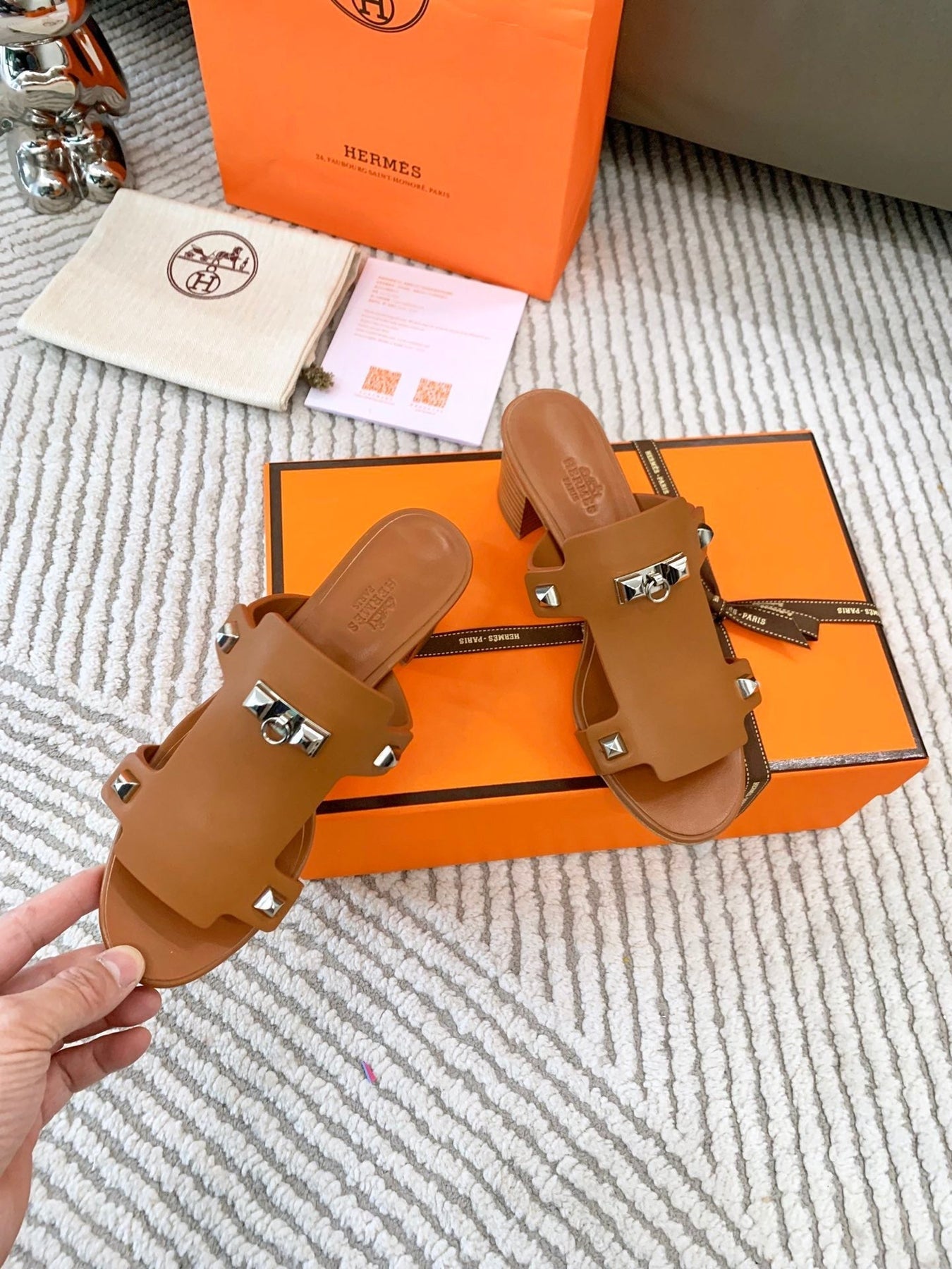 INVINCIBLE 50 SANDAL IN BRONZE BROWN CALFSKIN