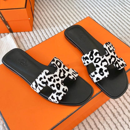 0RAN SANDAL IN BLACK MIX WHITE SUEDE