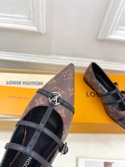 POINTED FLAT SHOES IN CHOCOLATE BROWN MONOGRAM CALFSKIN