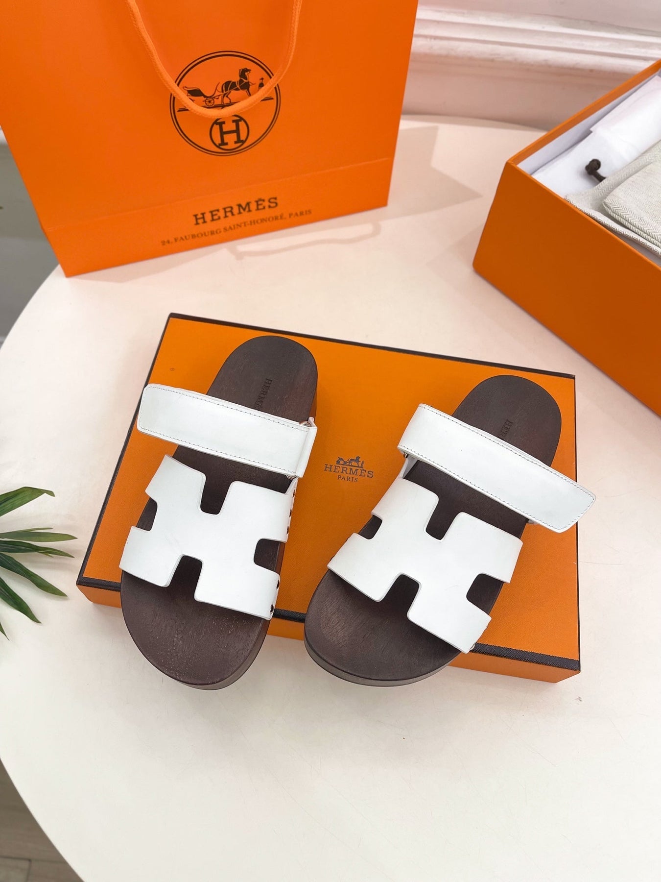 KOS CLOG IN WHITE CALFSKIN