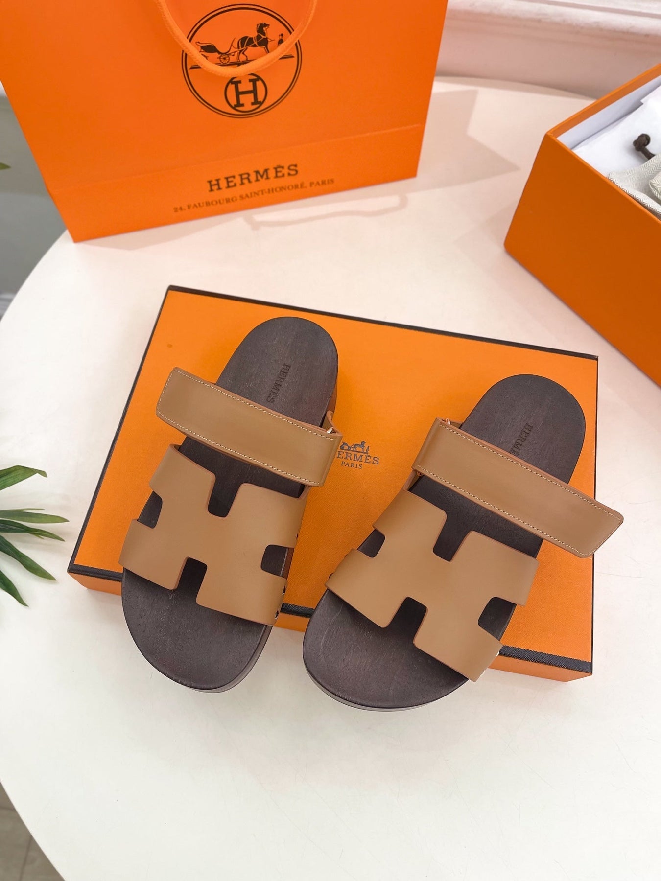 KOS CLOG IN PEANUT BROWN CALFSKIN