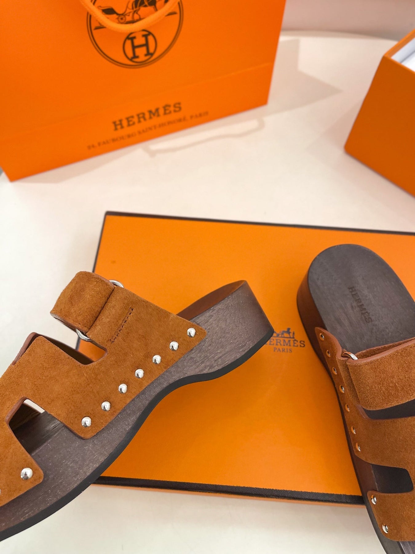 KOS CLOG IN BRONZE BROWN SUEDE