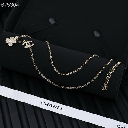 PENDANT NECKLACE FULL DIAMOND FOUR-LEAF CLOVER DOUBLE C IN GOLD