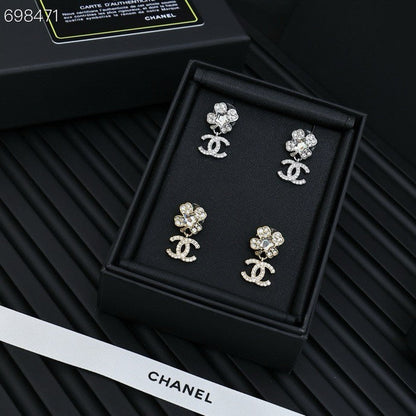 PENDANT EARRINGS CC 25P IN GOLD AND CRYSTAL