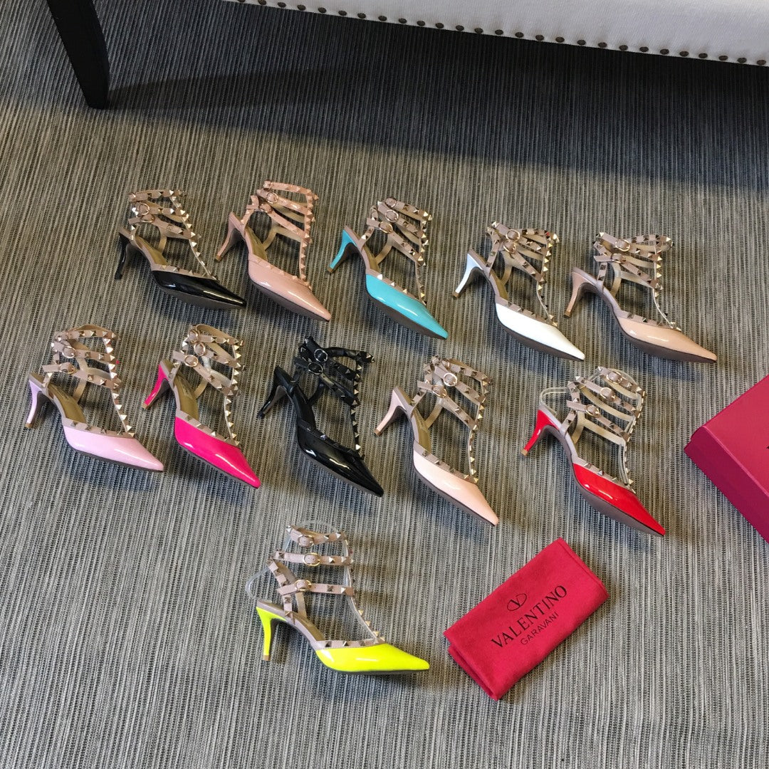 ROCKSTUD CAGED PUMP 65MM IN RUBY RED MIX LIGHT PINK PATENT CALFSKIN